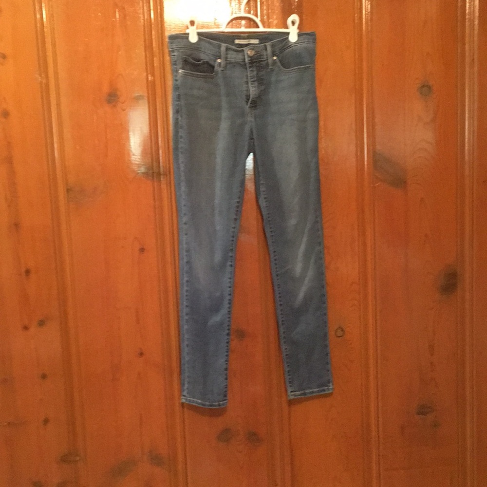Levi’s 311 Shaping Skinny Jeans size 29/30